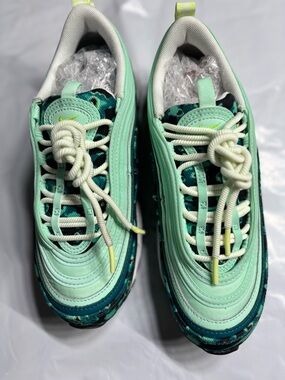 Nike Sneakers- Woman's